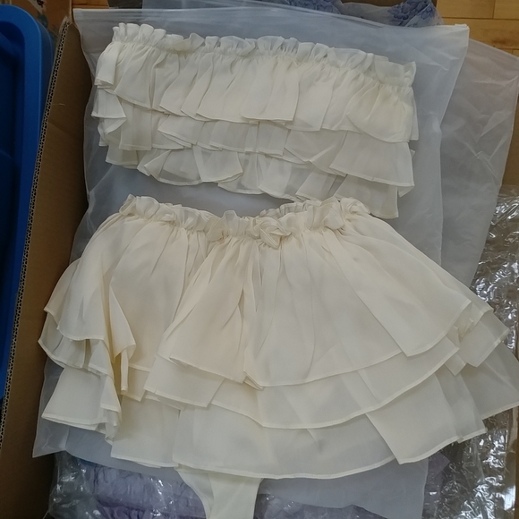 Selkie Vanilla Silk Dauphine Set - XS / NWOT - Picture 8 of 9